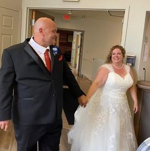 Meet your Posher, Christine